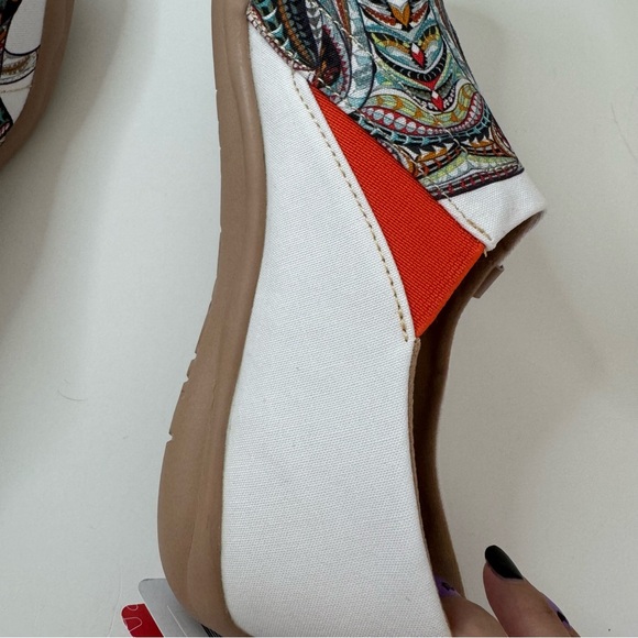 UIN Size 7 Slip On Shoes Canvas Ganesha Elephant - Picture 15 of 16